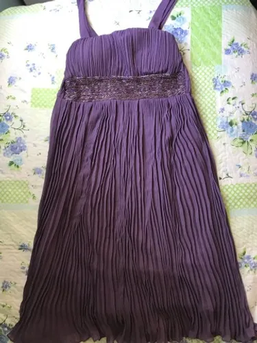 vestido de festa roxo claro