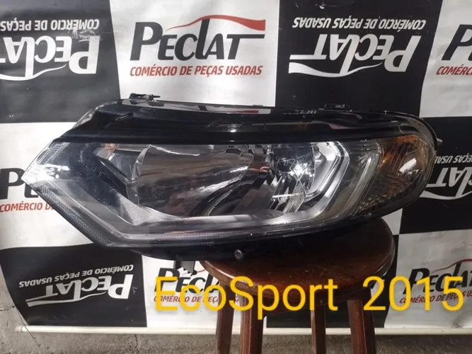 Farol EcoSport Titanium 2015