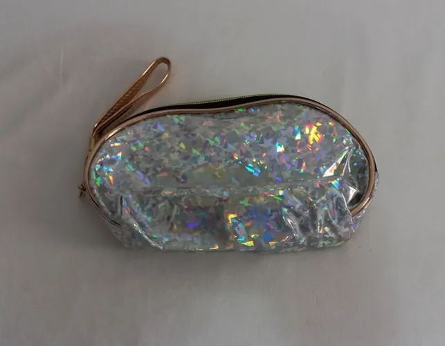Necessaire