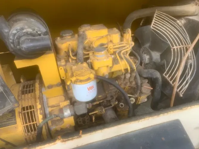 Motor 3 cilindros com Gerador 6,5 kva