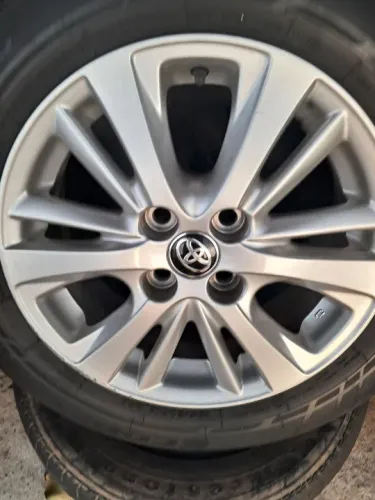 Roda esportiva raiada prata aro 15 Aplicação Toyota corolla 4x100