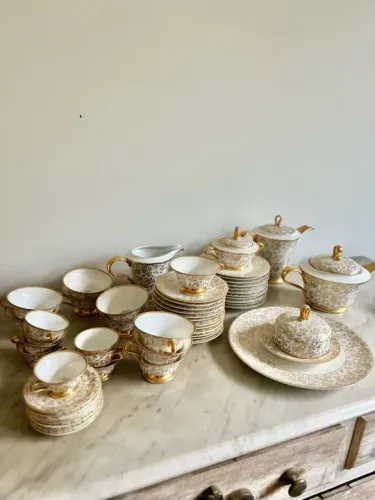 Conjunto de Porcelana Dourada Ouro - Porcelana Mauá