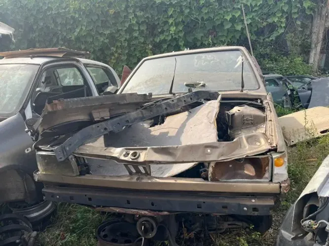 Saveiro ano 1991 Para Retirada de Peças, Motor, Cambio, Lataria em Geral, Com nota fiscal