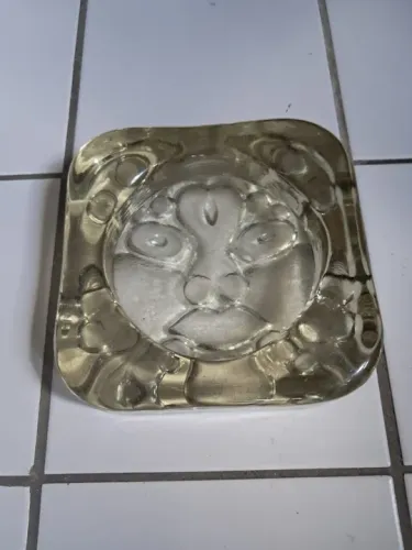 Cinzeiro antigo vidro