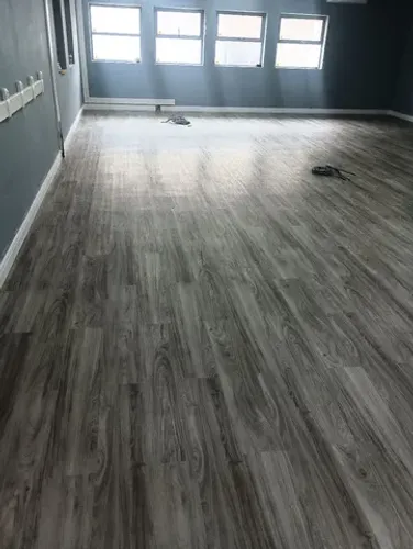Instalação é nivelamento piso vinílico e laminado 