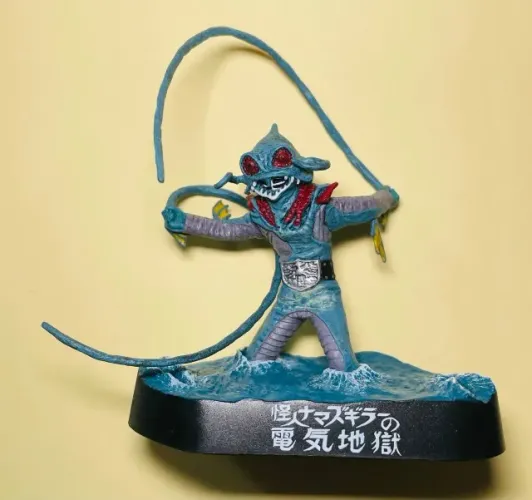 Kamen Rider Kaiju Miniatura Altura 7 Cm P/ Fãs De Ultraman (item de colecionador) gashapon