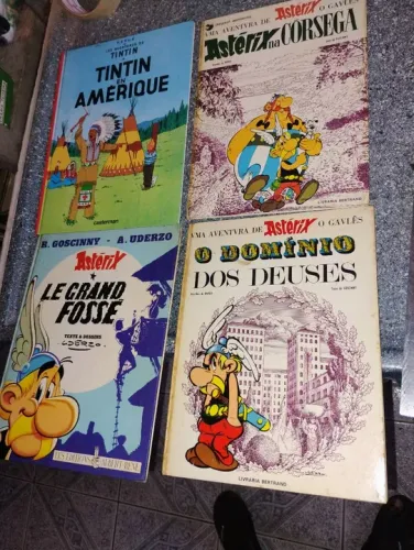 Gibi em quadrinhos capa dura / preço por unidade