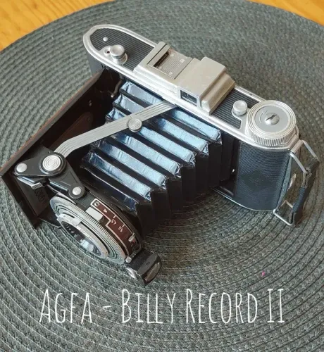 Câmera fotográfica antiga - Agfa Alemã - funcionando 