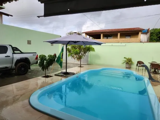 Casa com piscina em Morro Branco, Beberibe (CE)