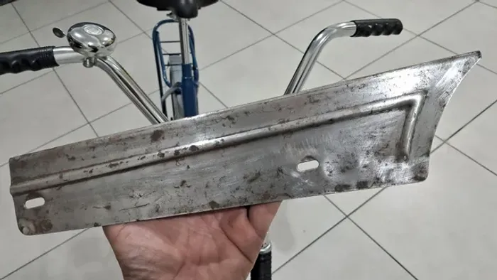 Cobre corrente original da Berlineta aro 20