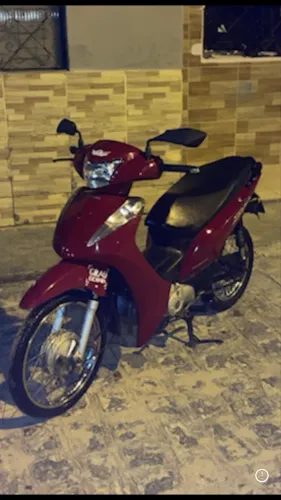 Vendo biz110i muito nova, menor preço 9.500