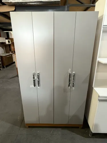 Armário cinza com 4 portas - entrego hoje