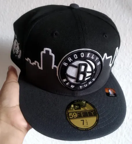 Boné Original New Era 59FIFTY BROOKLYN - Fechado -7 3/8 (58,7 cm) 7 1/2 (59.6 cm) 