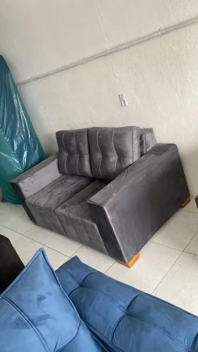 Sofá retrátil novos e embalados