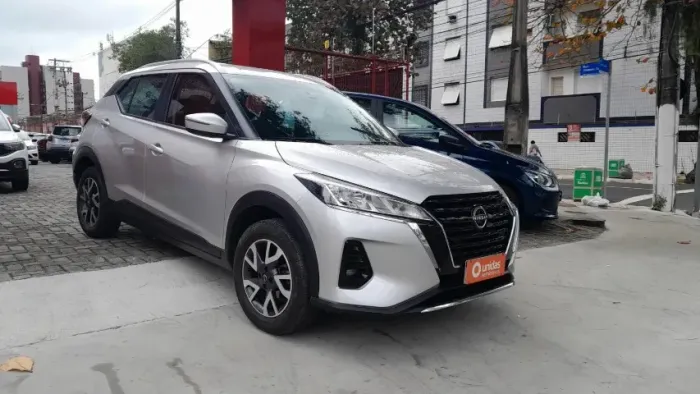 Kicks Sense AT 1.6 4P