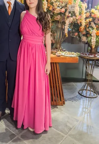 Festivo de formatura Pink tamanho p um ombro só