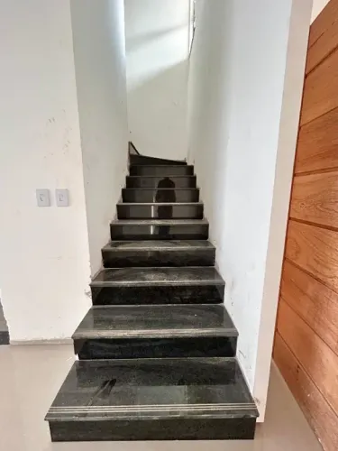 Casa com 4 Suites e quintal amplo| Condominio Fechado no Turu|Pagamento Facilitado