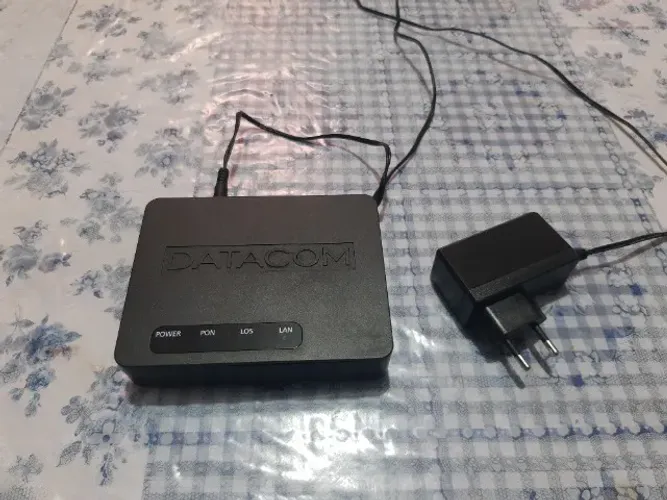 Modem Datacom com fonte bem novinho