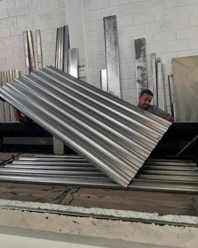 Chapa para portão - Ferragens para Serralheria e Construção - Entrega rápida e Parcela 10x