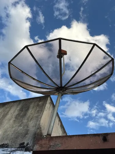 Antena parabólica