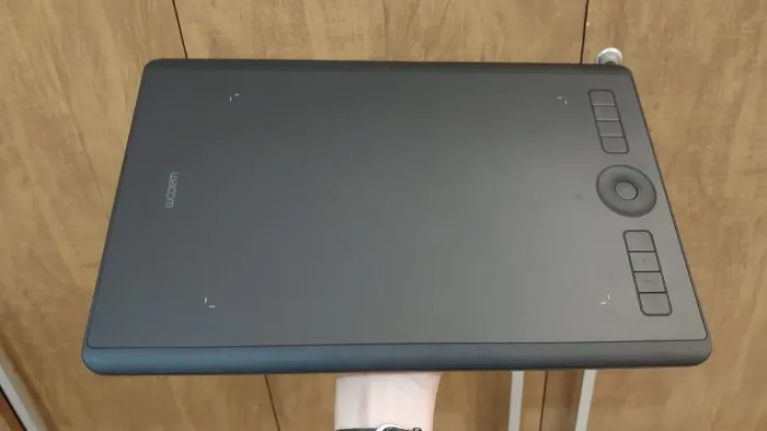 Mesa Digitalizadora Wacom Intuos Pro Média PTH660