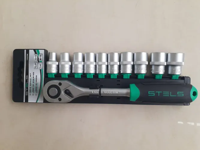 Jogo de Soquetes com catraca 10 a 22mm  11 pçs 