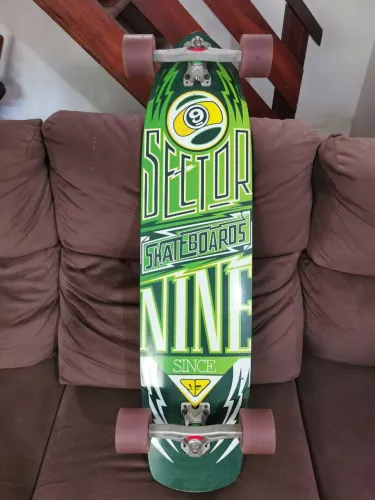 skate longboard downhill speed - sector 9 + seismic + schuss