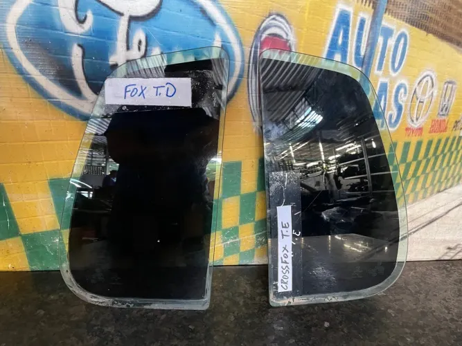 Vidro fixo porta traseira unidade vw fox 2012 a 2022  