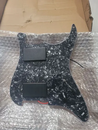 Escudo para Guitarra com Captadores