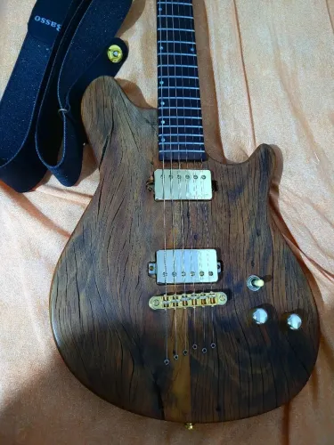 guitarra Eco guitarra Wolfgang c/ lace sensor 
