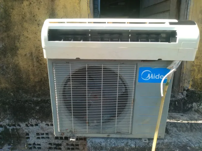 Ar condicionado de 12.000 BTU's