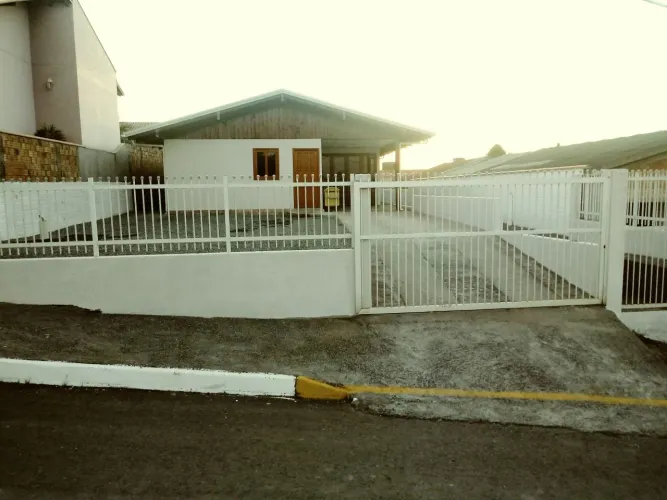 Vendo Casa em Pouso Redondo 