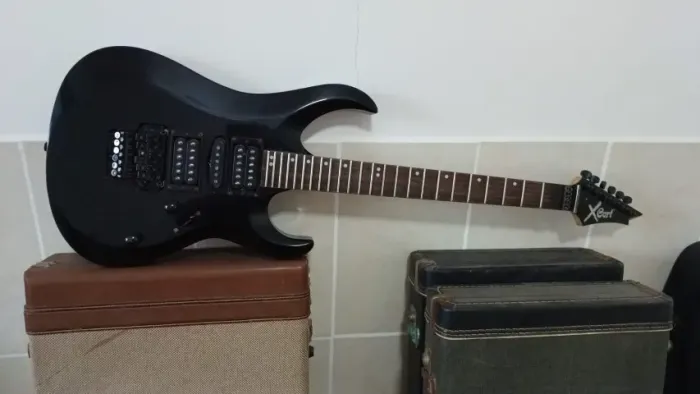 guitarra cort x-6