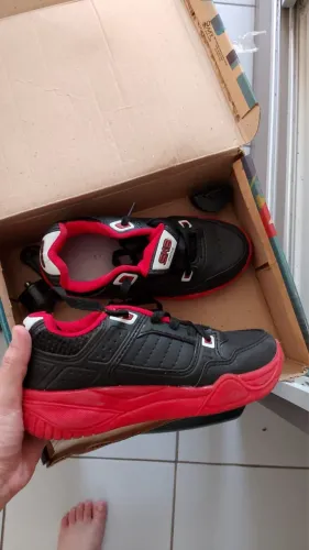 TENIS DE RODINHA INFANTIL TAM 34 