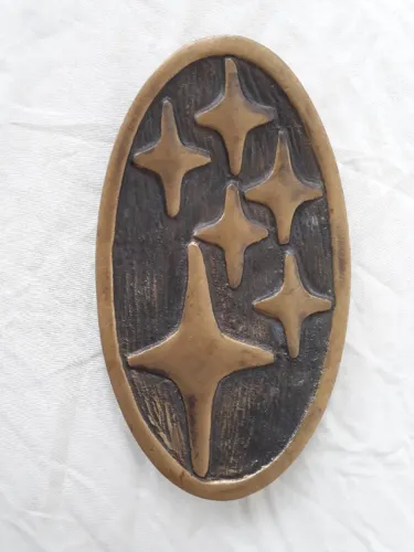 Emblema em bronze da Montadora Subaru - 18,5 x 10,5 cm