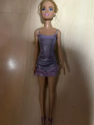 Boneca barbie glitter mattel 2013