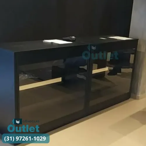 Balcão Preto para Lojas de Automóveis 