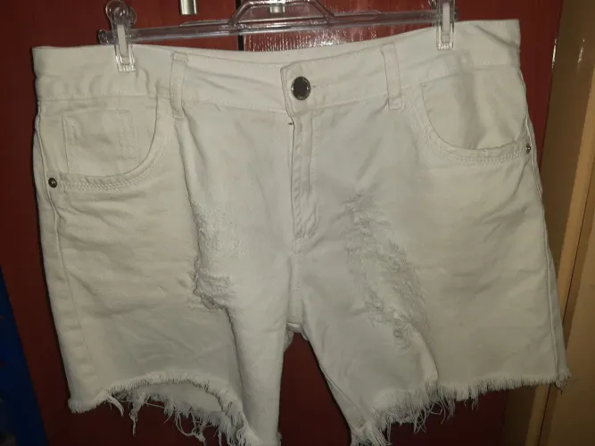 Short Jeans Colcci e Lança Perfume 42  feminino confecção grande
