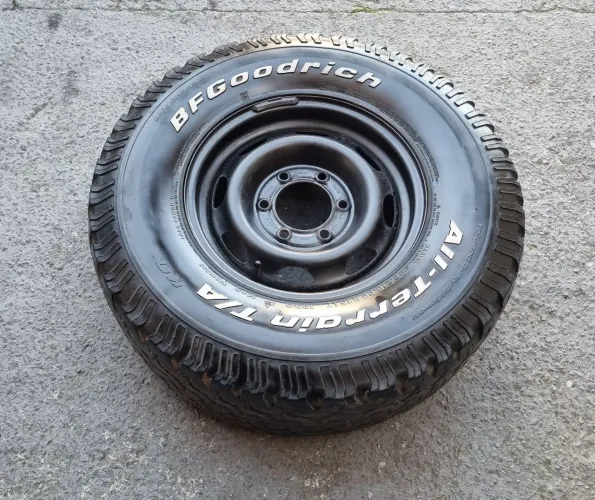 Estepe aro 15 6x139 nissan frontier + Pneu BFgoodrich 