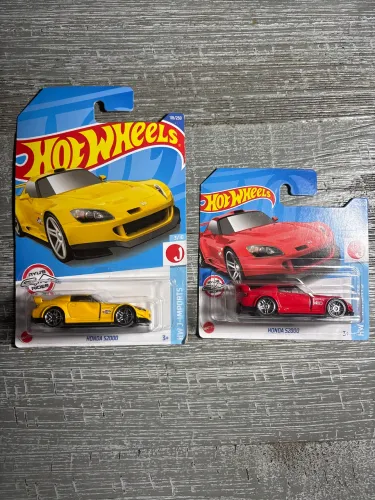 2 Hot Wheels - Honda S2000