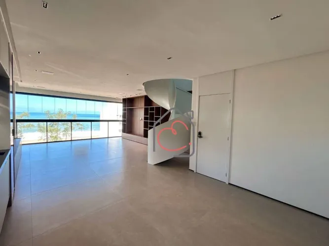 Cobertura Duplex com 3 suítes e piscina privativa à venda por R$ 2.900.000 - Praia do Peca