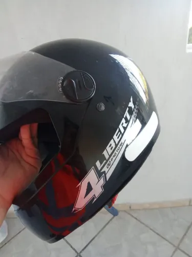 Capacete moto tamanho 58 liberty