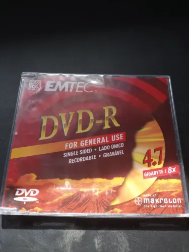 Lote Com 35 DVDs-R Virgens Emtec 4.7gb 8x Lacrados No Estojo