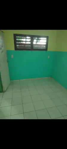 Vendo Conjunto de 7 Kitnets em Mãe Luiza na Rua principal (João XXIII)