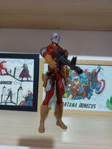 Pistoleiro 30cm original marca Hasbro 