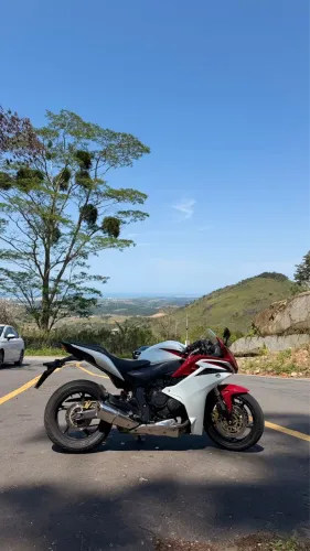 Vendo ou troco CBR 600f 