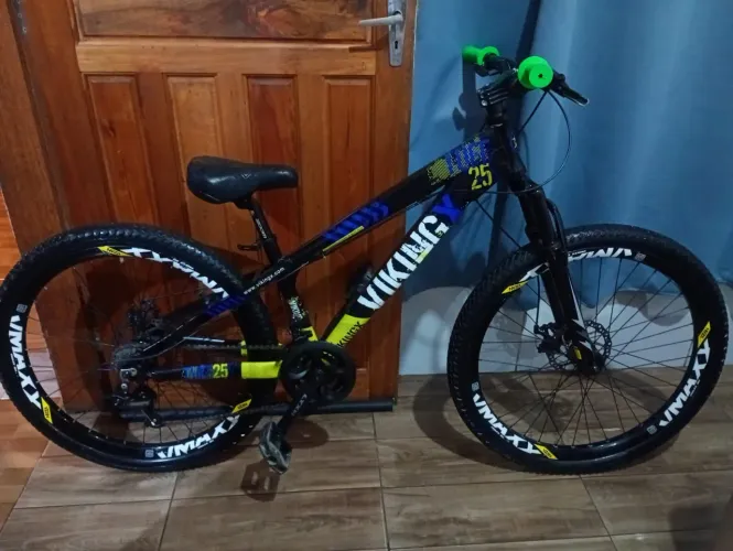 Bicicleta aro 26 viking seminova