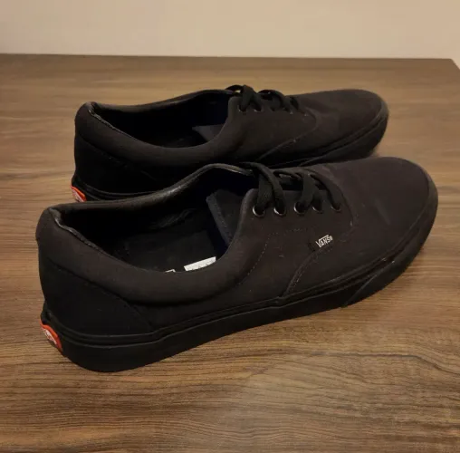 Tênis Vans Authentic preto 43