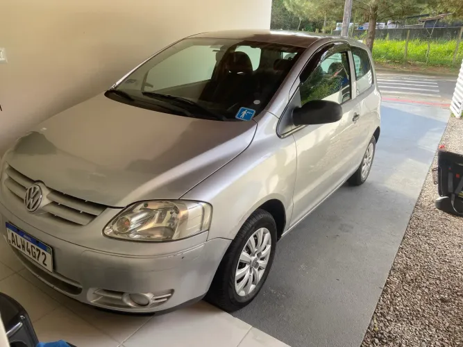 Volkswagen Fox City 1.0mi/ 1.0mi Total Flex 8V 3P 2004