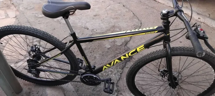 Vendo ou troco bicicleta aro 29